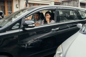 Sewa Mobil All In vs Lepas Kunci! Kenapa Wisatawan Lebih Memilih Paket All In Saat ke Jogja?